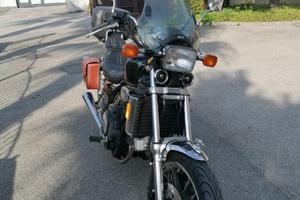 Honda VF 750 Custom - 1984