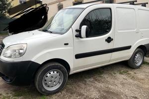 Fiat doblò 1600 benzina metano