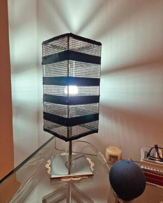 Lampada da tavolo