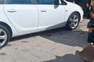 opel astra station wagon