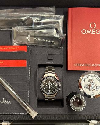 omega speedmaster moonwatch 