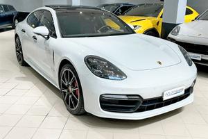 Porsche Panamera 4.0 Turbo