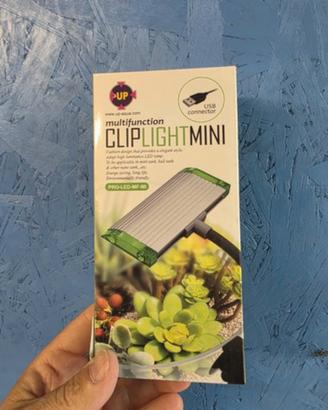 Luce led per acquario