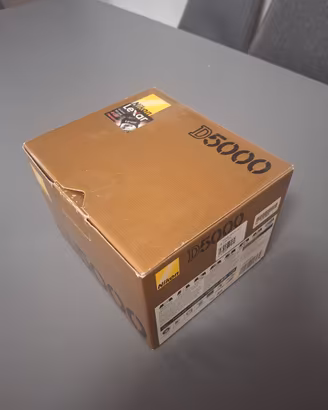 Nikon D5000 kit con 18-105 VR