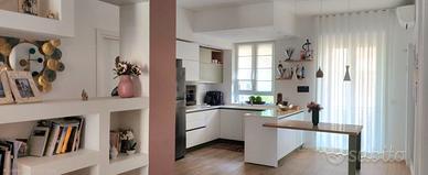 Appart. 5 locali, 145mq, box, Via Volta, Gallarate