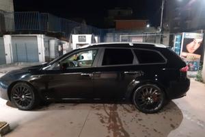 159 SW 1.9 JTDm 267k km 1200€ tratt.