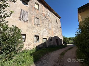 RUSTICO A MONZAMBANO