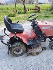 trattorino tagliaerba