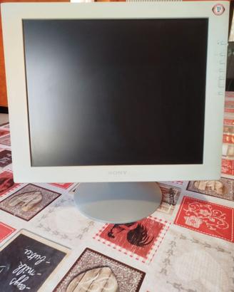 Monitor  Sony StylePro SDM-S81 18'' 5:4