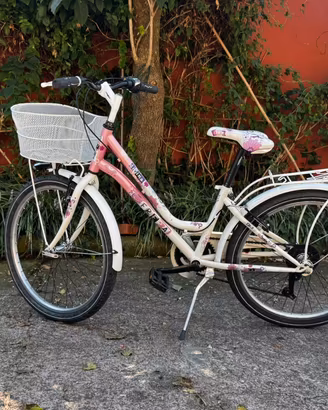 Bicicletta per bambina
