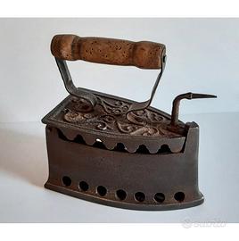 Ferro da stiro d'epoca - fine '800 inizi '900