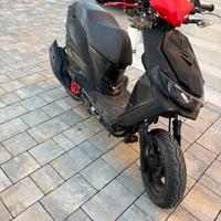 Scooter 50 4 T sym jet 4 rx 2023
