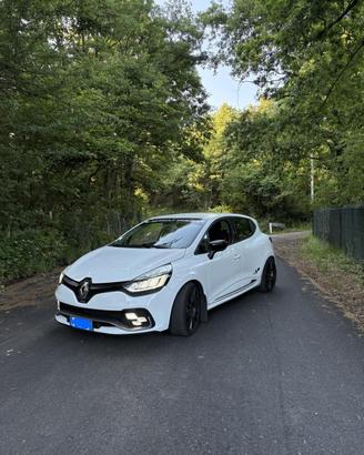 Vedendo clio rs trophy 4