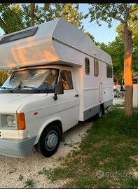camper 4700€