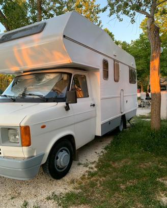 camper 4700€