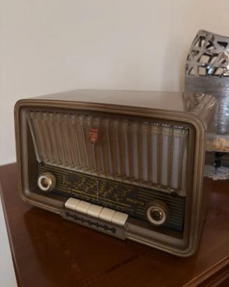 Radio d'epoca Philips Philetta anni '50