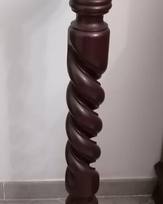 Colonna antica portavaso in legno