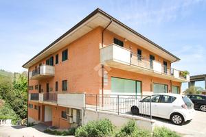 LABORATORIO A PORTO SAN GIORGIO