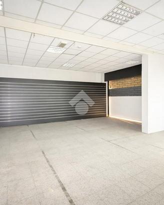 NEGOZIO A CODOGNO