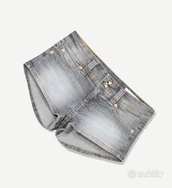 pantaloncini corti vita bassa melany musillo