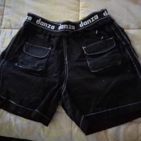 Pantaloncini marca "danza"