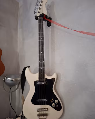 Klira Triumphator basso elettrico vintage