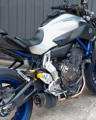 YAMAHA MT-07 ABS