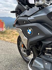 Bmw gs 1250 triple black