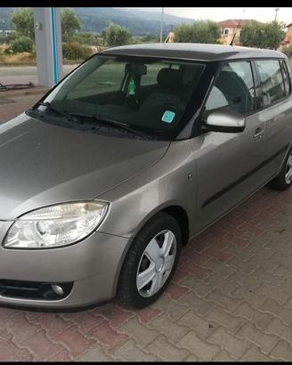 Skoda Fabia utilitaria citycar  