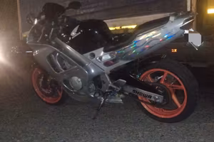 Honda cbr 600r 