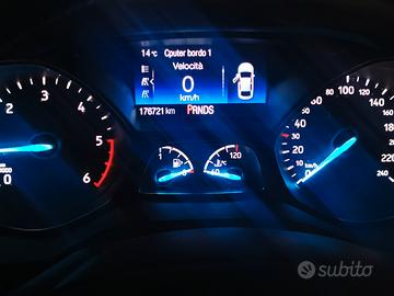 🔥 Ford Kuga 2.0 TDCi 150CV 4WD Powershift Busines