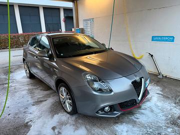 Alfa romeo Giulietta 1.6 pochi km