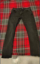 2 paia di Jeans 