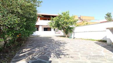 4 LOCALI A ARDEA