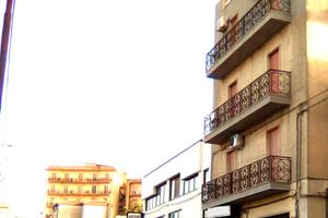 Locale commerciale zona centrale Modica-Sorda