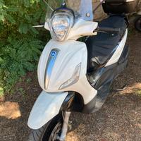 Beverly 300