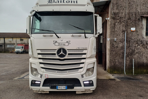 Mercedes 19.42