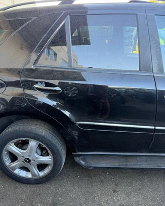 PORTA POSTERIORE DESTRA DX MERCEDES ML W164
