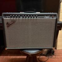 Amplificatore per Chitarra Fender frontman 212 r.