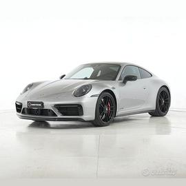 Porsche 911 Carrera GTS