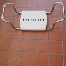 Ausilio seduta x Anziani x Vasca da bagno