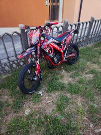 VEND0 O SCAMBi0 HM (solo scooter elaborati)