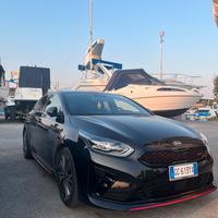 Kia proceed gt 1.6 204 cv 2020