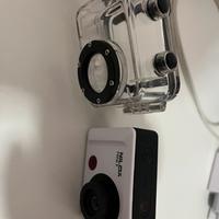 Nilox Mini F con custodia subaquea