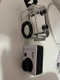 Nilox Mini F con custodia subaquea