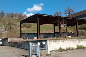 250 mq capannone + 1600 mq lotto artigianale