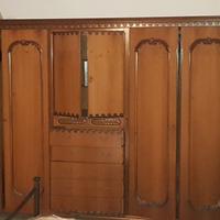 armadio comodini divano 