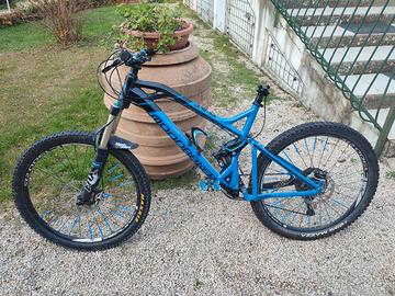 Mondraker dune r