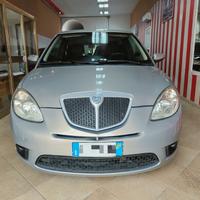 Lancia Ypsilon 1.3 MJT 75 CV Platino