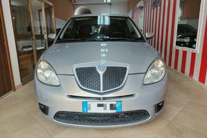Lancia Ypsilon 1.3 MJT 75 CV Platino
